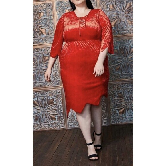 Torrid Women’s Size 4 Sexy Devil Lace-Up Velvet Dress 3/4 Sleeves with Pockets - Picture 1 of 10